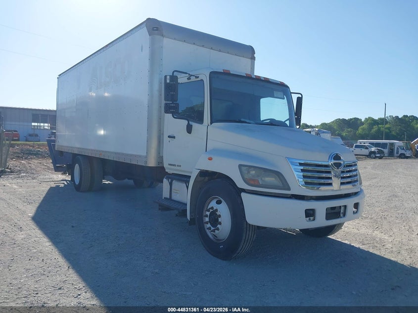 2010 HINO HINO 268