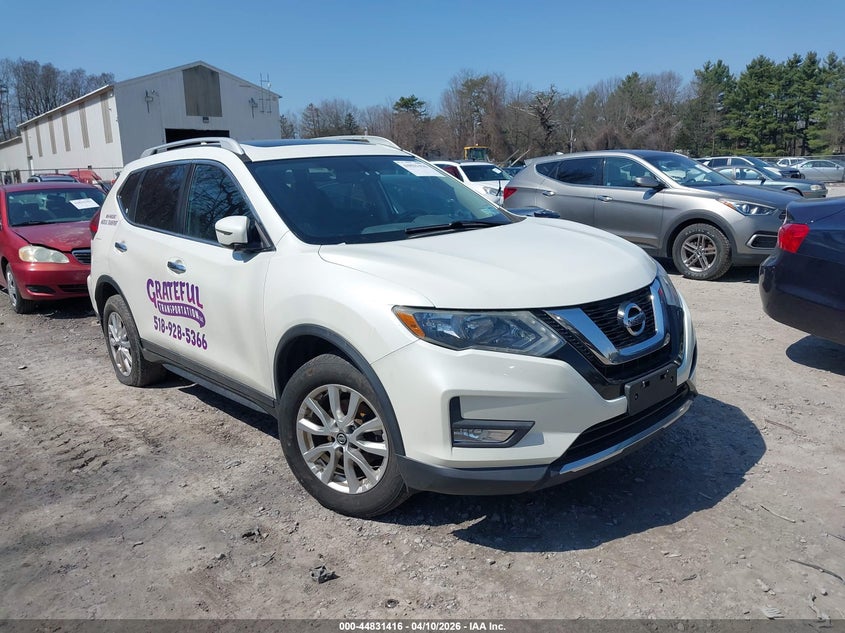 2017 Nissan Rogue Sv