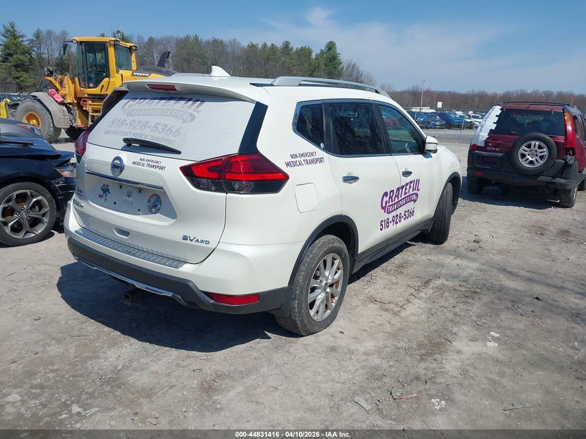 2017 Nissan Rogue Sv