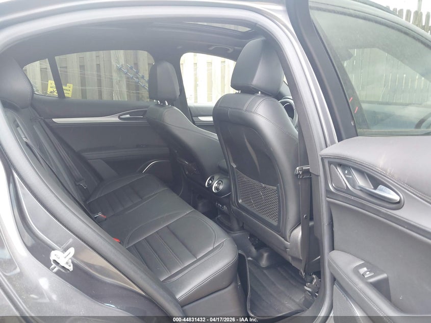 2023 Alfa Romeo Stelvio Veloce Awd VIN: ZASPAKBN0P7D54481 Lot: 44831432