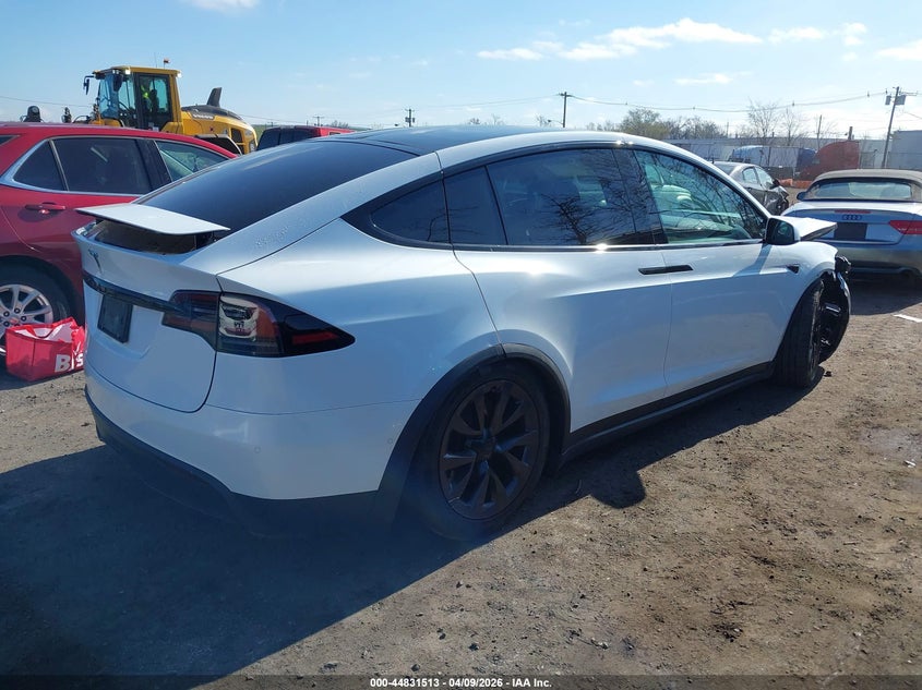2023 Tesla Model x white Lot 111044831513 Vin 7SAXCBE51PF365159