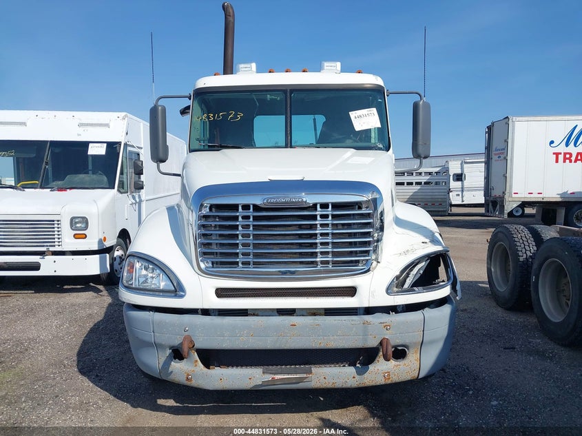 2009 OTHER FREIGHTLINER CONVENTIONAL COLUMBIA TRUCK N/A