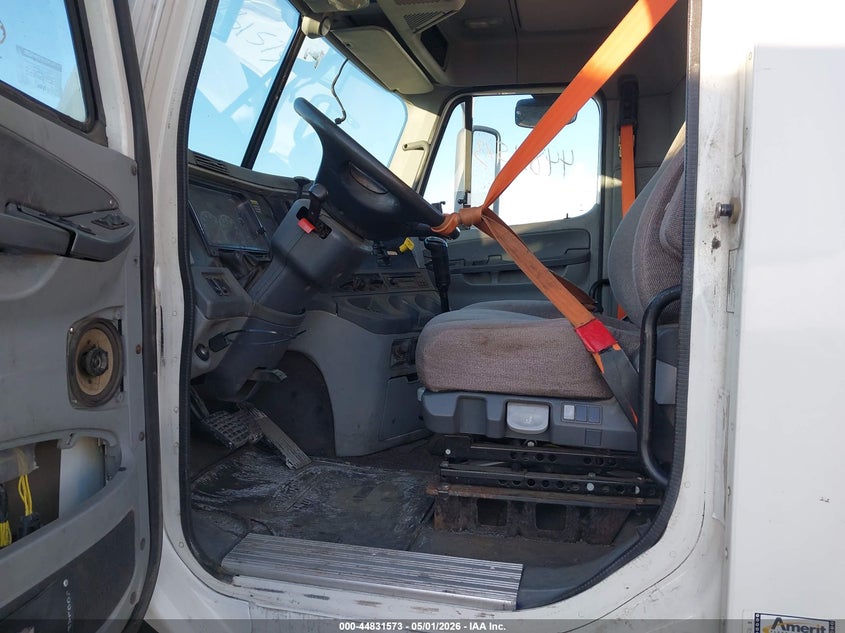2009 OTHER FREIGHTLINER CONVENTIONAL COLUMBIA TRUCK N/A