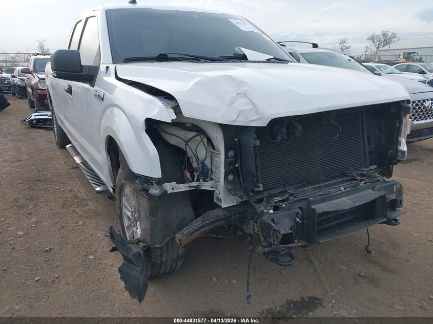 2019 Ford F-150 3.5 Xlt white Lot 111044831577 Vin 1FTFX1E43KKC55708