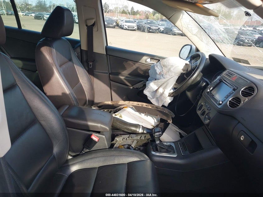 2010 Volkswagen Tiguan Se