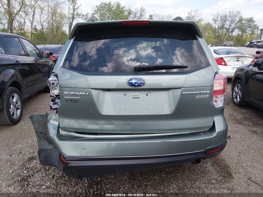 2017 Subaru Forester 2.5I Limited VIN: JF2SJAJC5HH527583 Lot: 44831614