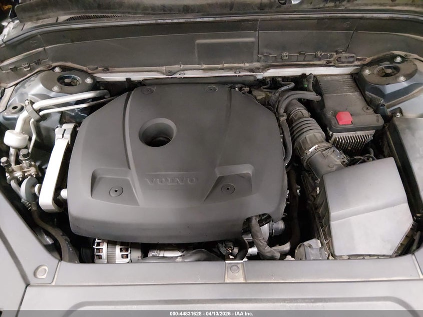 2018 Volvo Xc90 T6 Momentum VIN: YV4A22PKXJ1331985 Lot: 44831628