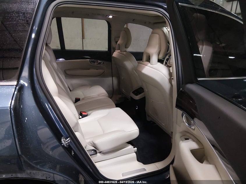 2018 Volvo Xc90 T6 Momentum VIN: YV4A22PKXJ1331985 Lot: 44831628