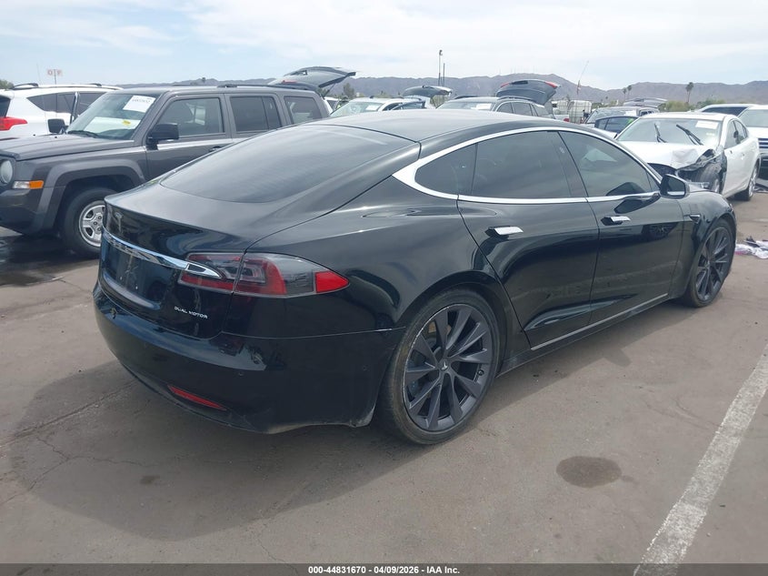 2021 Tesla Model S Long Range Dual Motor All-Wheel Drive/Long Range Plus Dual Motor All-Wheel Drive