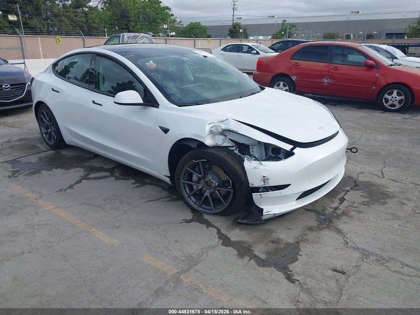 2022 Tesla Model 3 Long Range Dual Motor All-Wheel Drive