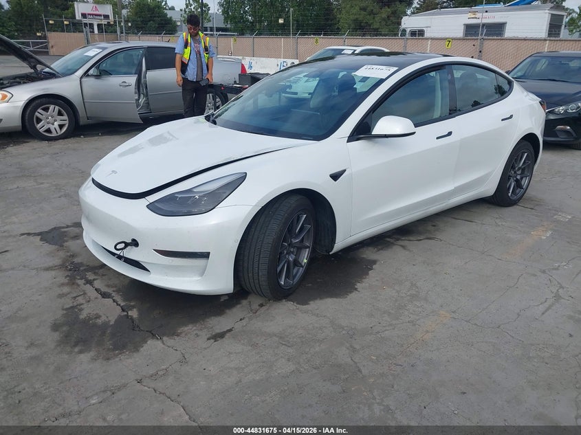 2022 Tesla Model 3 Long Range Dual Motor All-Wheel Drive