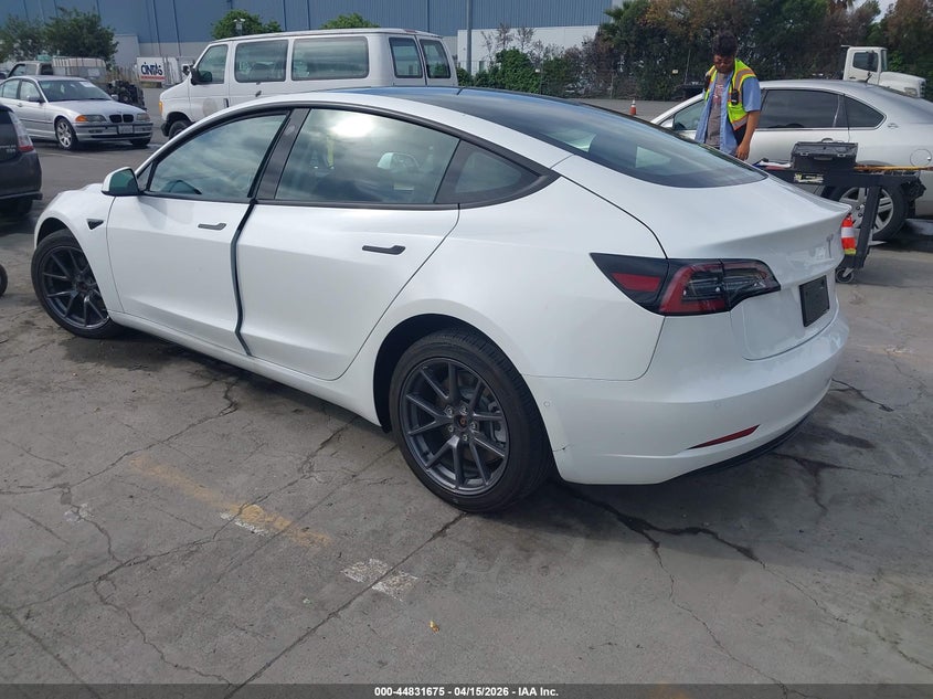 2022 Tesla Model 3 Long Range Dual Motor All-Wheel Drive