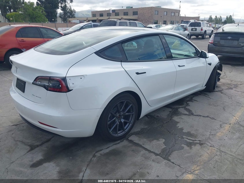 2022 Tesla Model 3 Long Range Dual Motor All-Wheel Drive