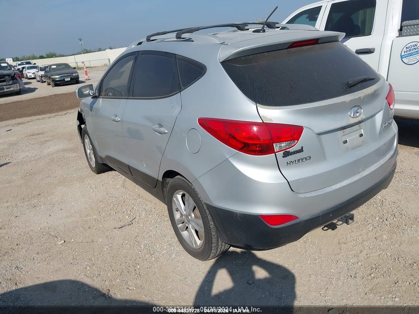 2013 HYUNDAI TUCSON auction photo 3