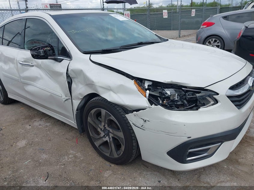 2021 Subaru Legacy Touring Xt VIN: 4S3BWGP68M3015652 Lot: 44831747