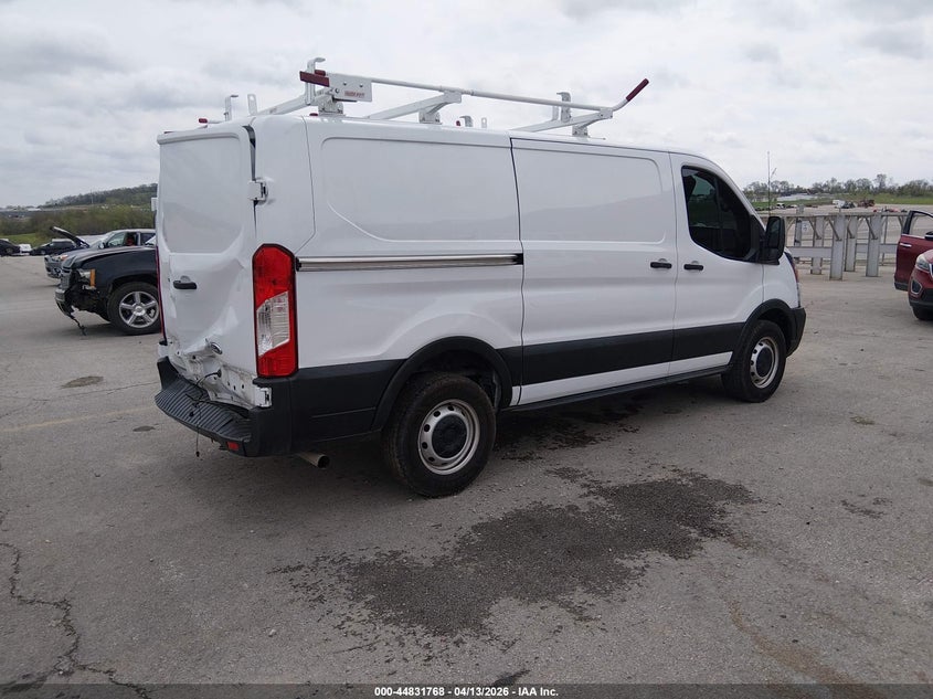 2020 FORD TRANSIT-250 auction photo 4