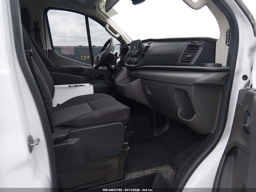 2020 FORD TRANSIT-250 auction photo 5