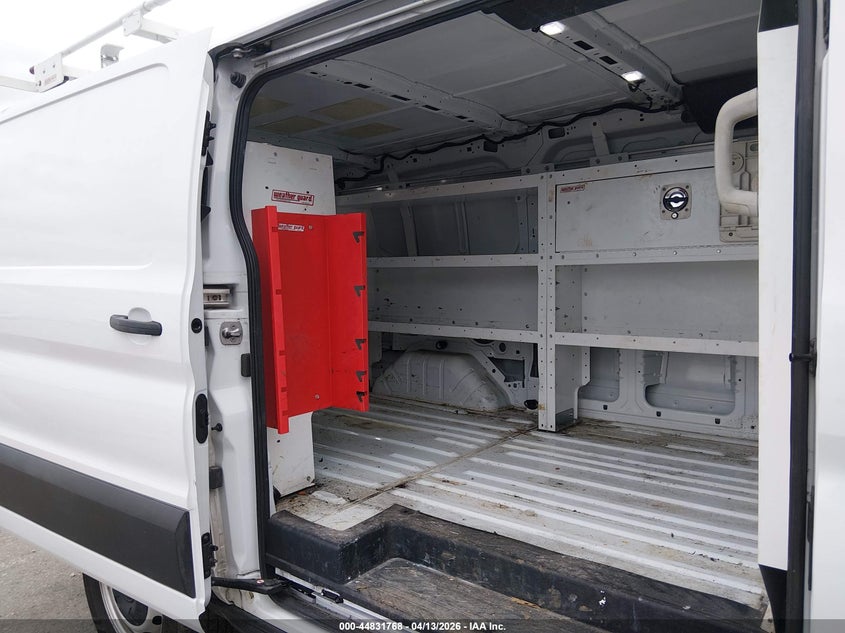 2020 FORD TRANSIT-250 auction photo 8