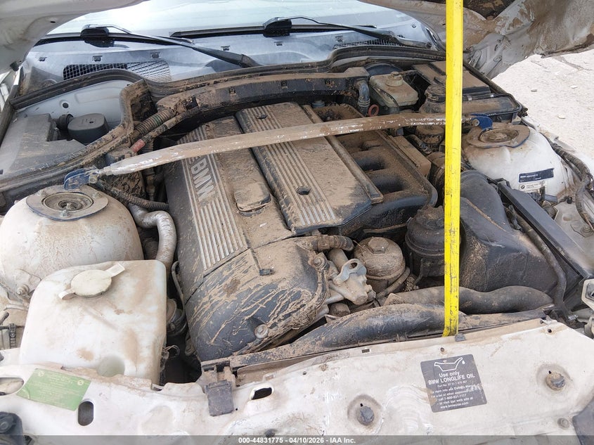 1999 BMW Z3 2.3 VIN: 4USCH9338XLF81429 Lot: 44831775