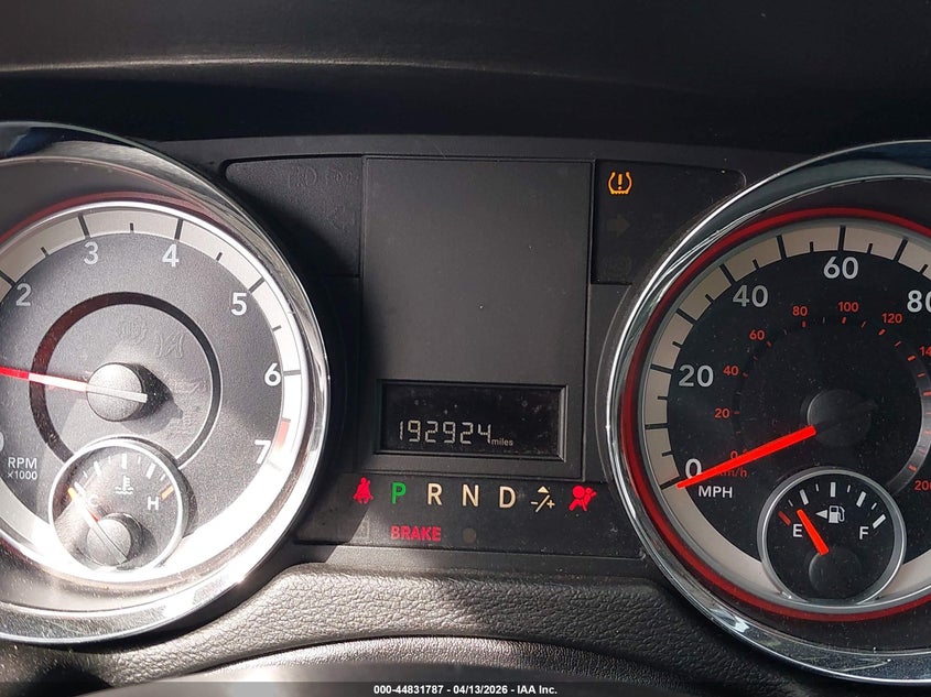 2C4RDGCG4ER244826 2014 Dodge Caravan 3.6 Grand Sxt silver