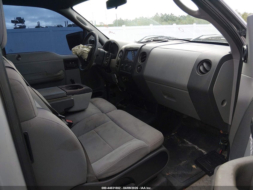 2005 Ford F-150 Stx/Xlt