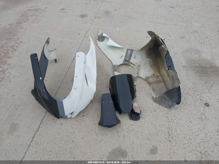 2015 Yamaha Yzfr6 VIN: JYARJ16E4FA033854 Lot: 44831815