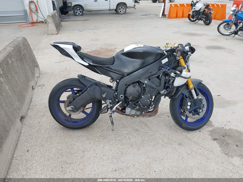 2015 Yamaha Yzfr6 VIN: JYARJ16E4FA033854 Lot: 44831815
