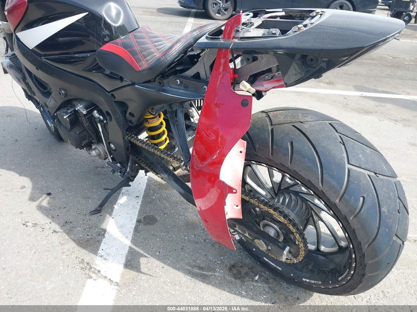 2006 Suzuki Gsx-R750 K6 VIN: JS1GR7KA762110716 Lot: 44831888