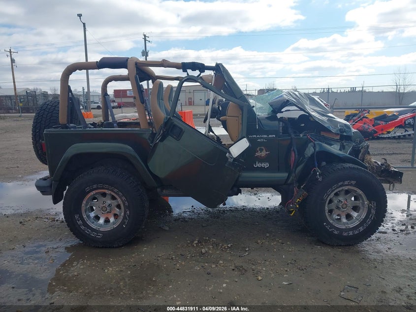 1998 Jeep Wrangler Sahara VIN: 1J4FY49S3WP774557 Lot: 44831911