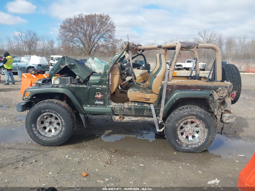1998 Jeep Wrangler Sahara VIN: 1J4FY49S3WP774557 Lot: 44831911