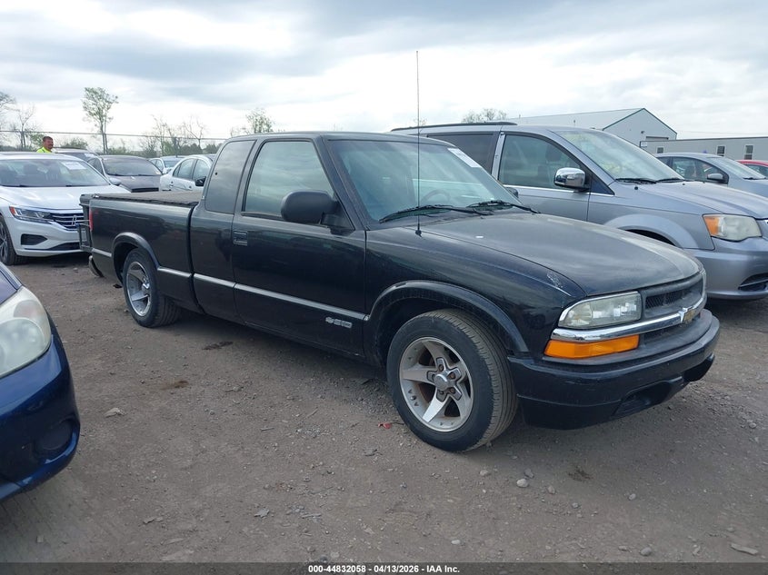 2002 Chevrolet S-10 Ls