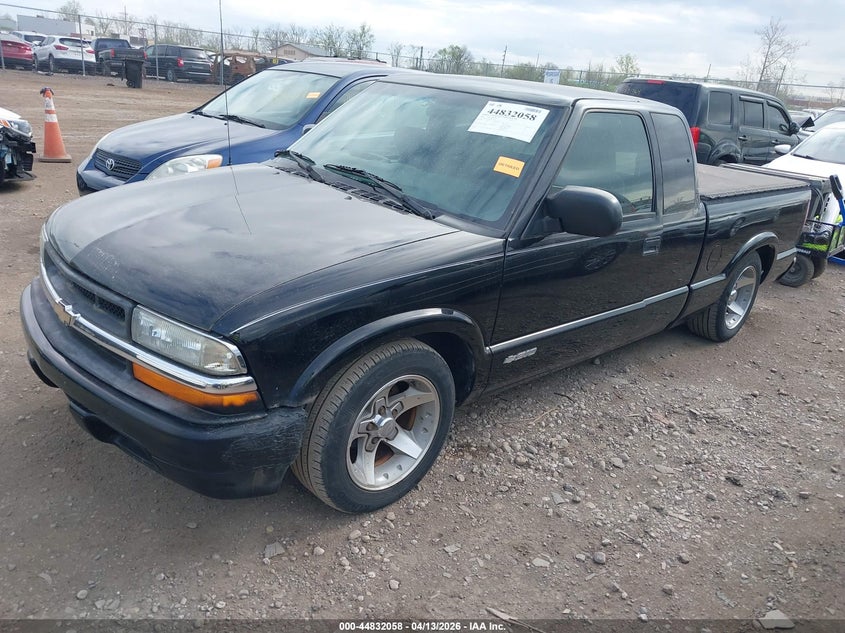 2002 Chevrolet S-10 Ls