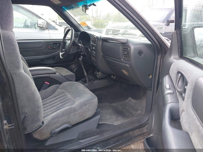 2002 Chevrolet S-10 Ls