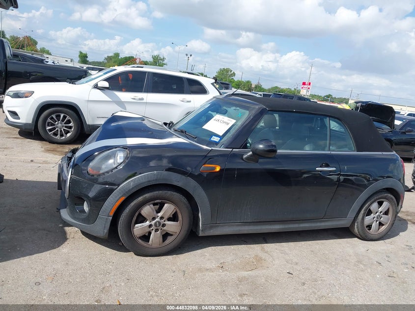 2019 Mini Convertible Cooper VIN: WMWWG5C58K3E22741 Lot: 44832098