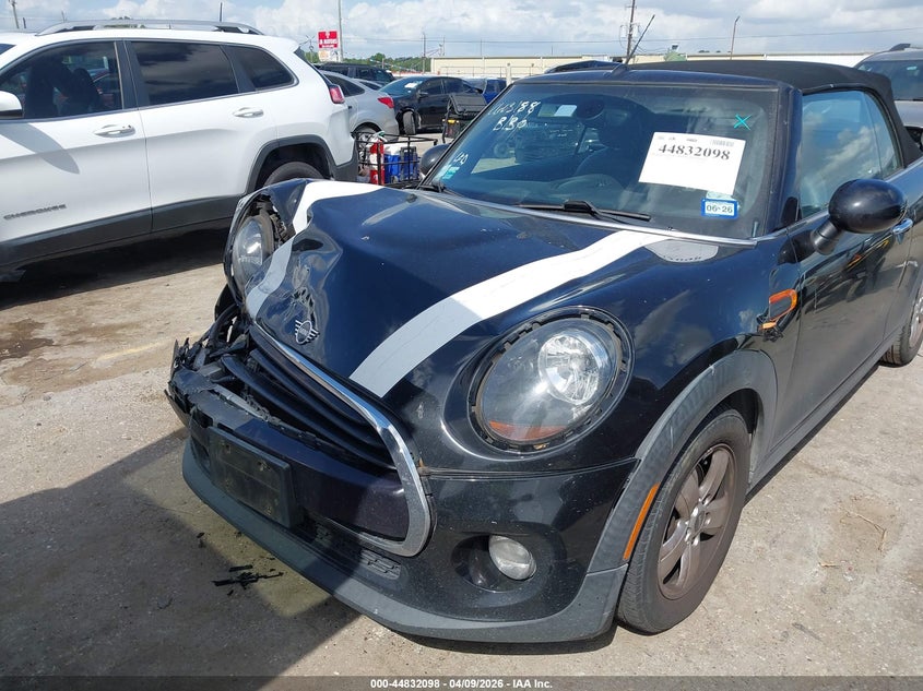 2019 Mini Convertible Cooper VIN: WMWWG5C58K3E22741 Lot: 44832098