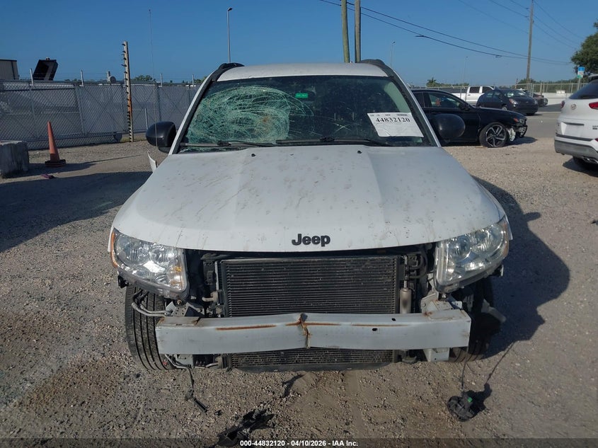 2011 Jeep Compass VIN: 1J4NT1FB0BD170618 Lot: 44832120
