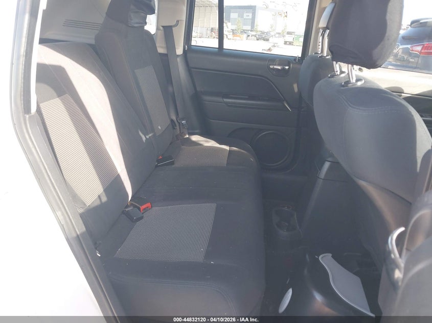 2011 Jeep Compass VIN: 1J4NT1FB0BD170618 Lot: 44832120