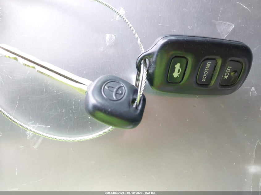 2002 Toyota Avalon Xls VIN: 4T1BF28B72U212944 Lot: 44832124