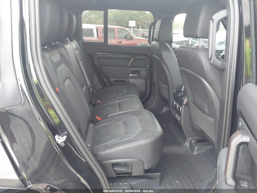 2024 Land Rover Defender 110 P400 X-Dynamic Se VIN: SALE2EEU5R2245363 Lot: 44832142
