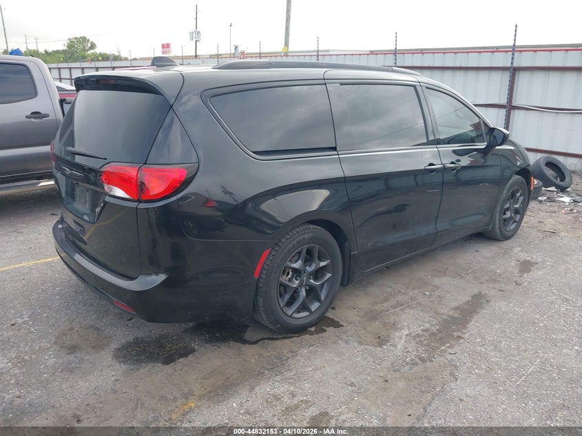 2018 Chrysler Pacifica 3.6 Touring L black Lot 111044832153 Vin 2C4RC1BG4JR174658