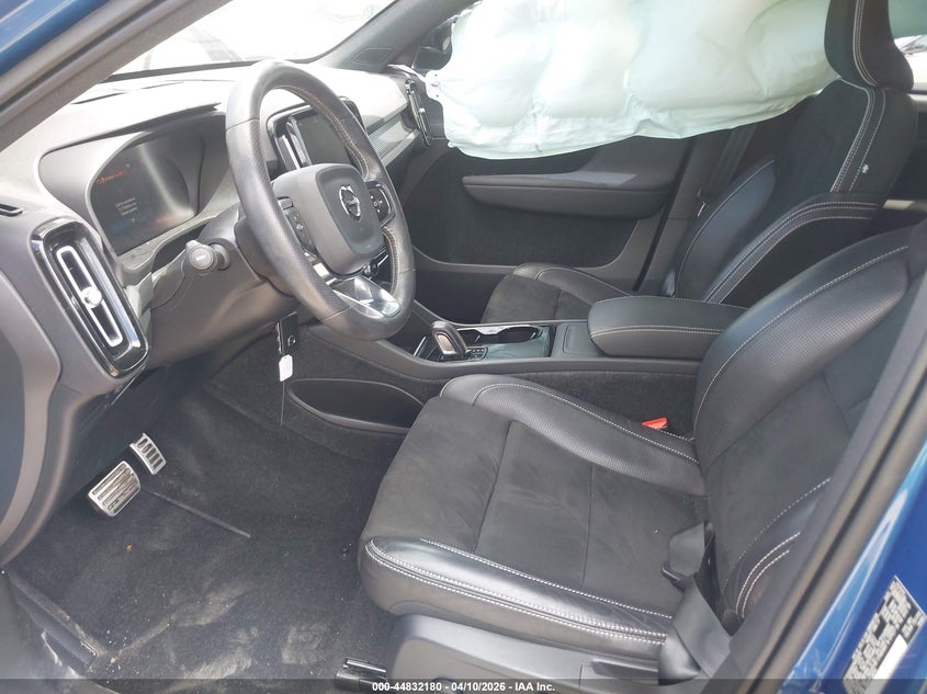 2021 Volvo Xc40 Recharge Pure Electric P8