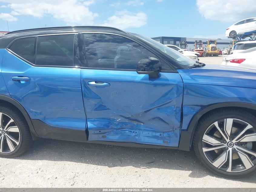 2021 Volvo Xc40 Recharge Pure Electric P8 VIN: YV4ED3UR7M2524676 Lot: 44832180