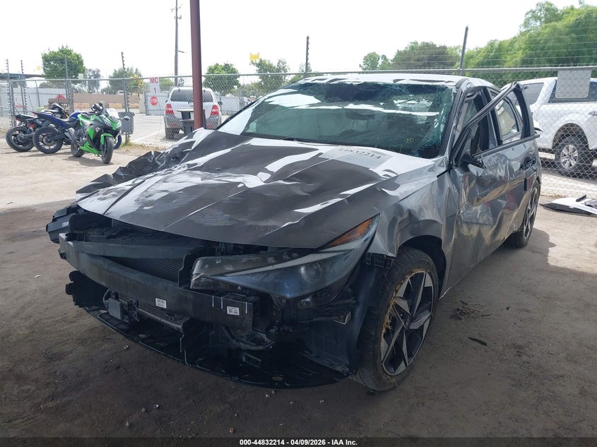 2023 Hyundai Elantra Sel