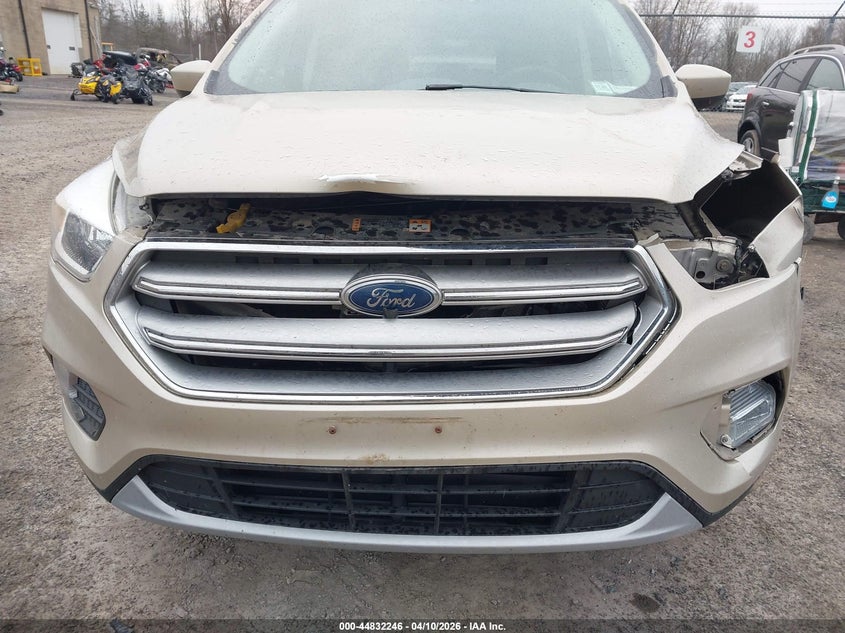 2017 Ford Escape 1.5 Se white Lot 111044832246 Vin 1FMCU9GD1HUE88454