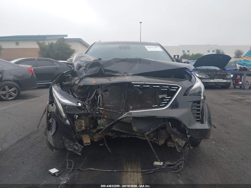 2020 Cadillac Xt4 Fwd Premium Luxury VIN: 1GYFZCR46LF020157 Lot: 44832299