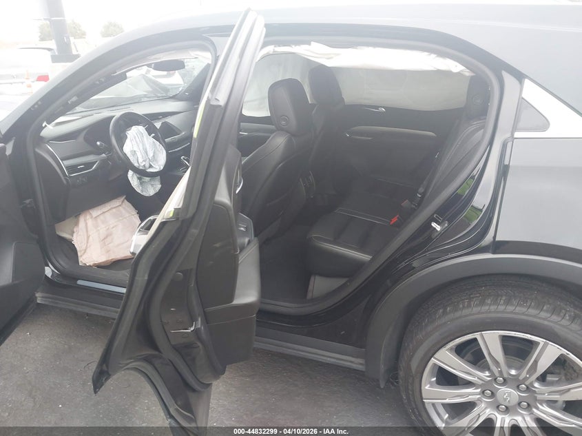 2020 Cadillac Xt4 Fwd Premium Luxury VIN: 1GYFZCR46LF020157 Lot: 44832299