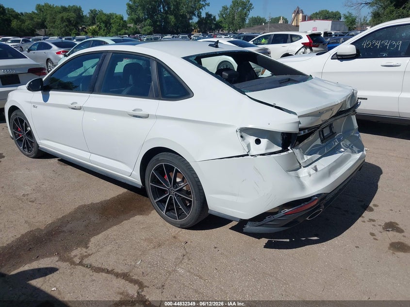 2025 VOLKSWAGEN JETTA GLI auction photo 3