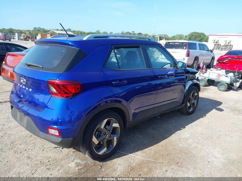 2024 Hyundai Venue Sel