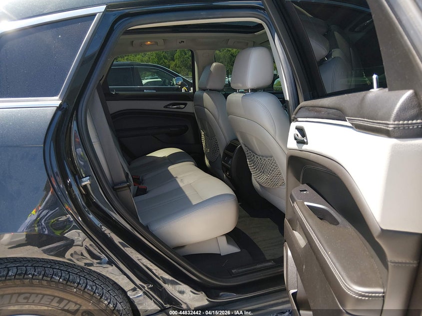 2014 Cadillac Srx Luxury Collection VIN: 3GYFNBE35ES632240 Lot: 44832442