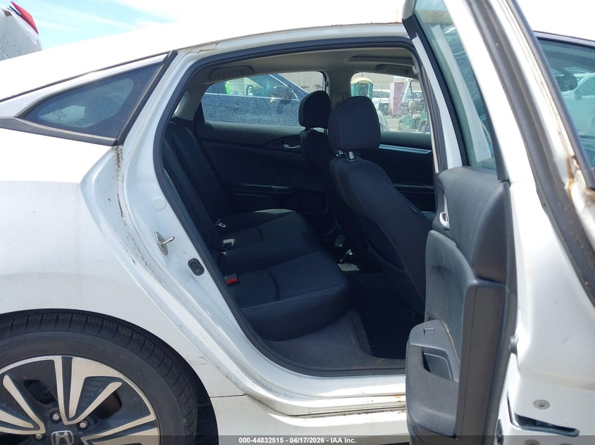 2017 HONDA CIVIC auction photo 8